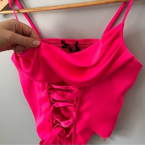 Urban Outfitters Silence + Noise Mimi Cowl Neck Barbie Pink Halter Top Sz M NWT - Picture 10 of 16